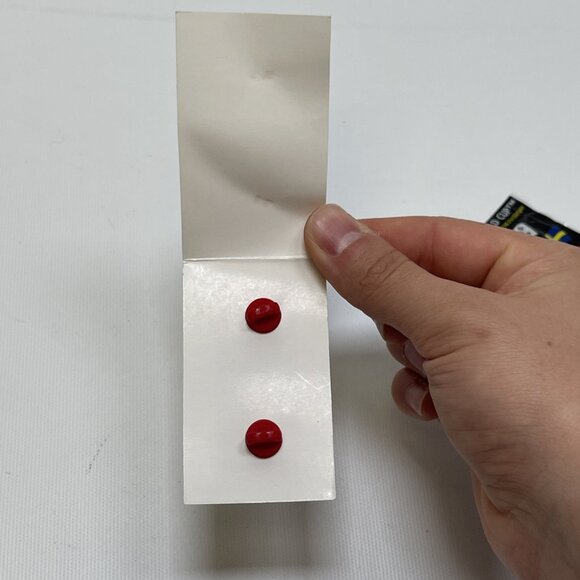 FIFA WORLD CUP 2002 Cameroon National Flag Pin McDonalds Coca Cola 1x2.5” - Picture 4 of 8